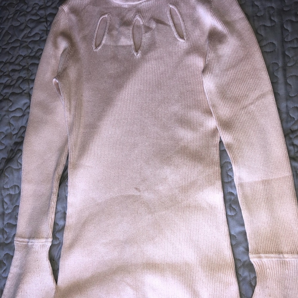 Light pink sweater